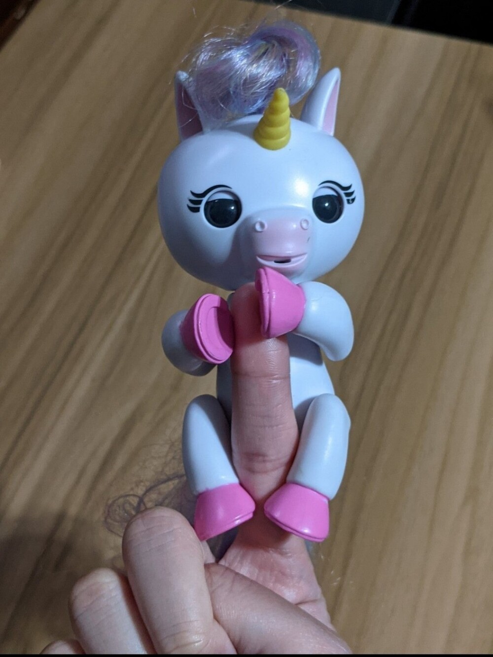 Fingerlings Gigi the Unicorn